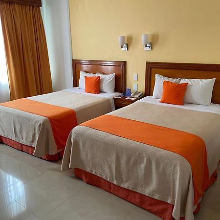 וייארמוסה Hotel Baez Carrizal מראה חיצוני תמונה