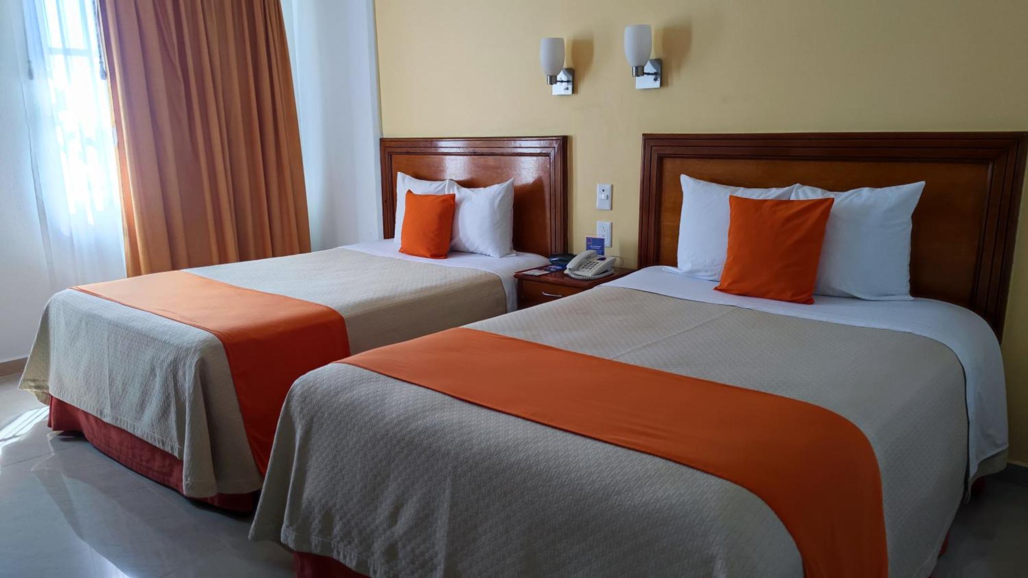 וייארמוסה Hotel Baez Carrizal מראה חיצוני תמונה